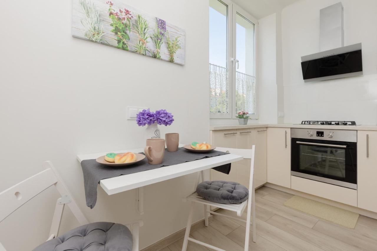 Raclawicka Cozy Studio Apartment By Noclegi Renters Warsaw Exterior photo